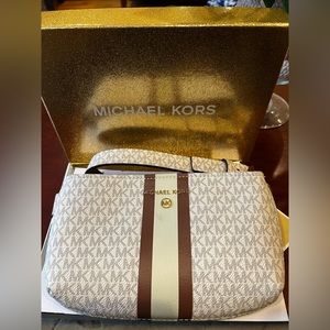 Michael Kors cross body